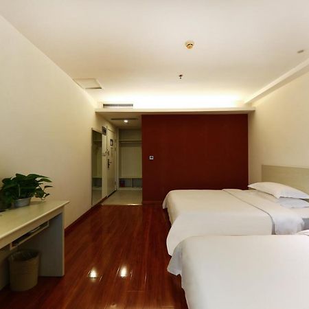 Hanting Hotel Chongqing North Railway Station Экстерьер фото